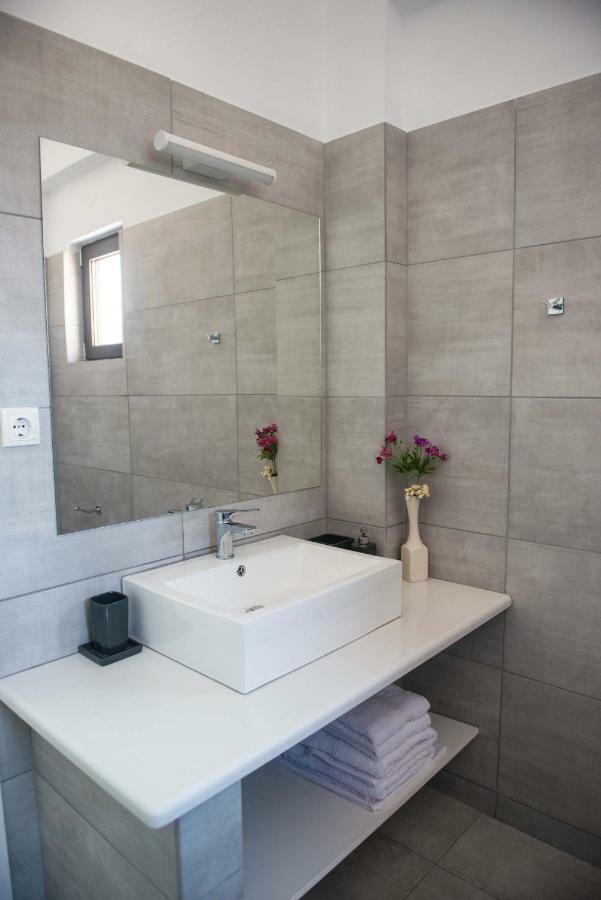 Irene Twin Condo Платария Экстерьер фото